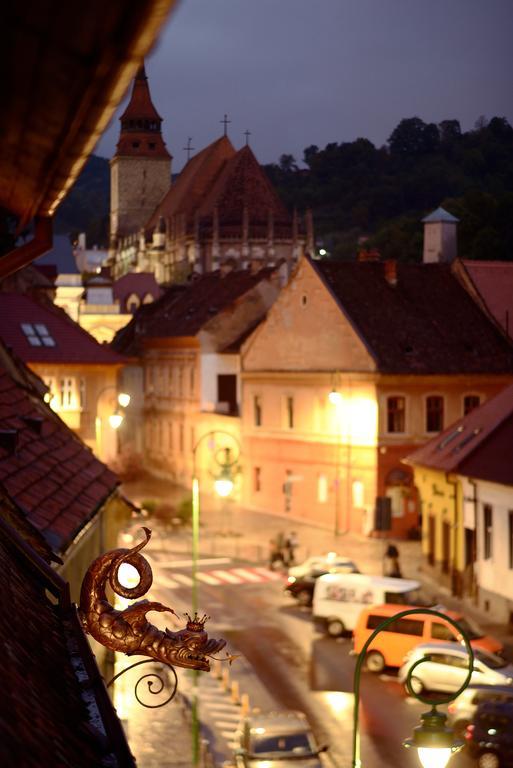 Drachenhaus Hotel Brasov Bagian luar foto